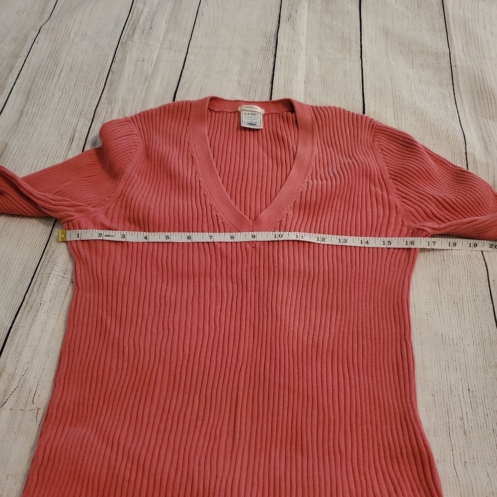 Old Navy Fitted Top - Picture 7 of 9
